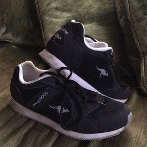 KangaROOOs Navy shoes